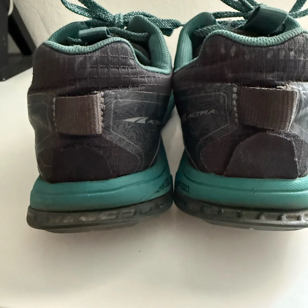 Altra lone peak 6 Women size 9.5 Charcoal and Turquoise Running Shoes